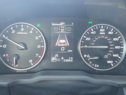 Certified 2025 Subaru Crosstrek 2.0i Premium w/ Crosstrek Mirror Package image 15