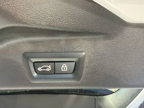 Used 2021 BMW X5 xDrive40i w/ Premium Package 2 image 10