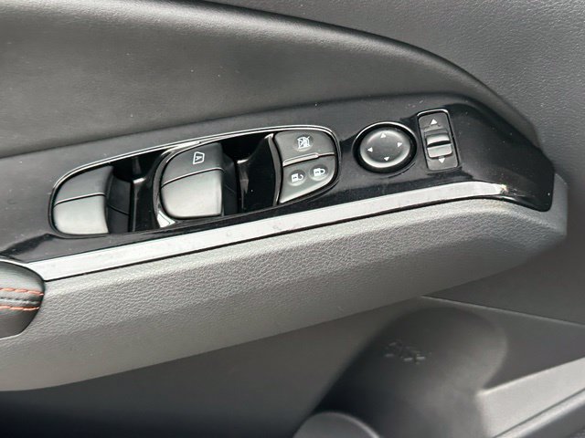 Certified 2024 Nissan Altima 2.5 SR AWD/4WD image 19