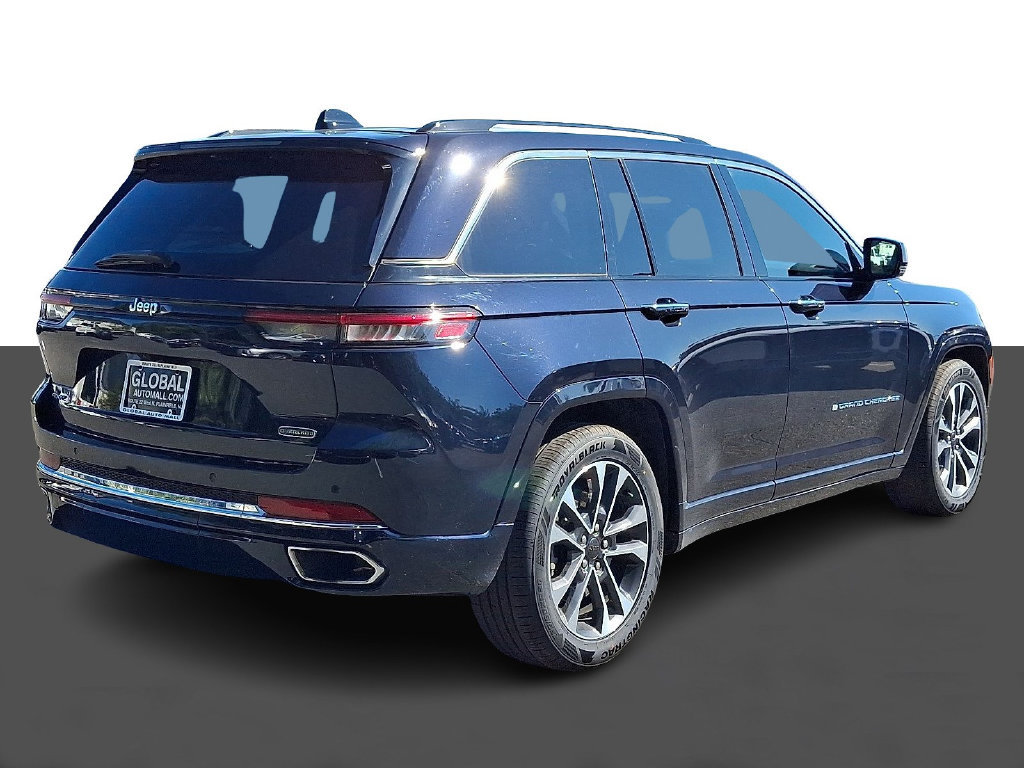 Used 2023 Jeep Grand Cherokee Overland AWD/4WD image 7