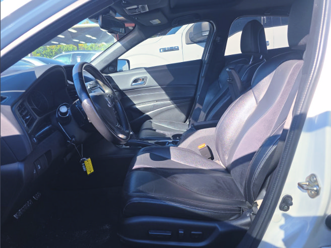 Used 2019 Acura ILX w/ Premium & A-SPEC Package FWD image 6