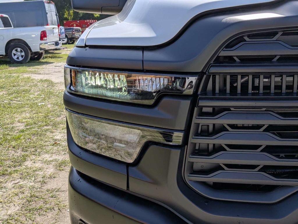 New 2026 RAM 3500 Tradesman AWD/4WD image 10