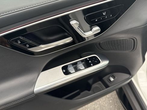 Used 2025 Mercedes-Benz GLC 43 AMG 4MATIC image 13