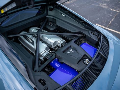 Used 2023 Audi R8 V10 performance image 5