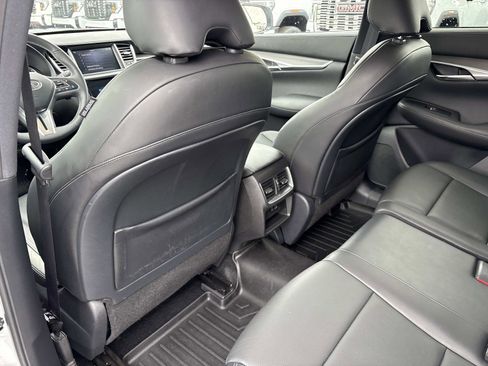 Used 2023 INFINITI QX50 Luxe AWD/4WD image 32
