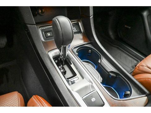 Used 2023 Subaru Ascent Touring image 14