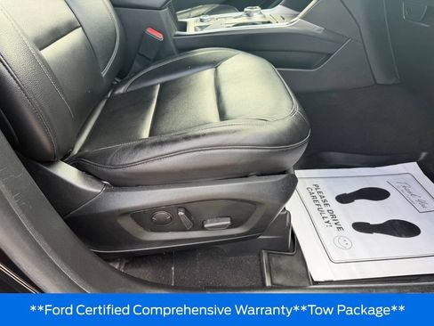 Used 2020 Ford Explorer XLT w/ Equipment Group 202A AWD/4WD image 18