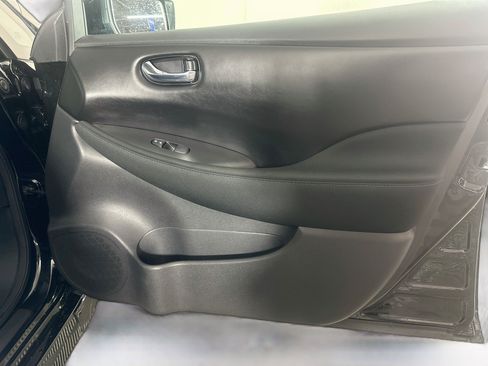 Used 2024 Nissan Leaf S FWD image 30