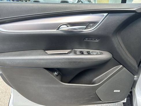 Used 2018 Cadillac XT5 Luxury AWD/4WD image 10