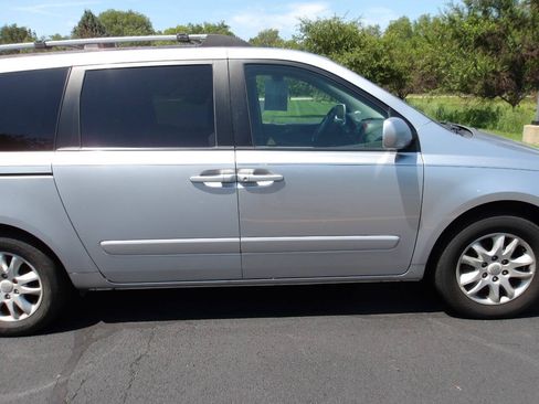 Used 2006 Kia Sedona EX FWD image 30