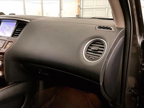 Used 2019 Nissan Pathfinder Platinum AWD/4WD image 15
