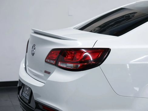 Used 2015 Chevrolet SS image 7