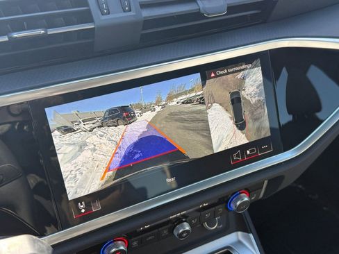 Certified 2025 Audi Q3 2.0T Premium Plus w/ Premium Plus Package image 26