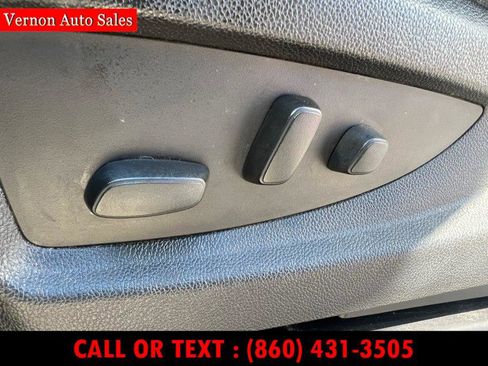 Used 2015 GMC Sierra 1500 SLE w/ SLE Value Package image 10