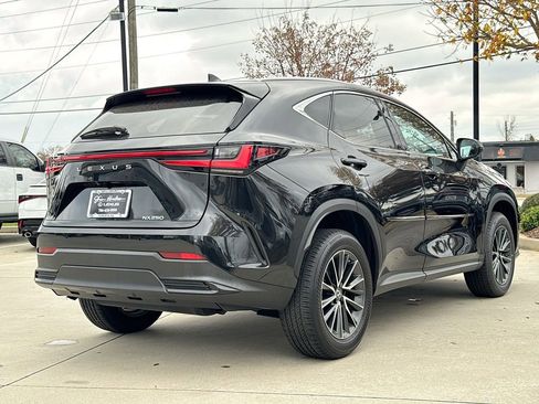 Used 2023 Lexus NX 250 FWD w/ Premium Package image 9