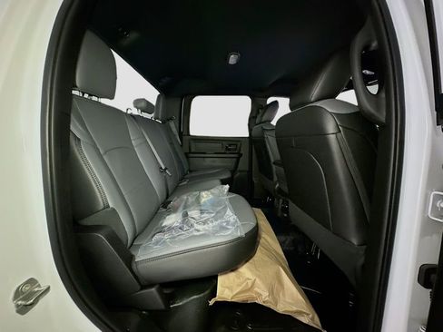 New 2026 RAM 5500 Tradesman AWD/4WD image 28