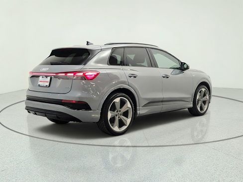 Used 2025 Audi Q4 e-tron Premium Plus w/ Premium Plus AWD/4WD image 5