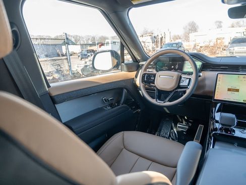 New 2026 Land Rover Range Rover Sport Dynamic SE image 18
