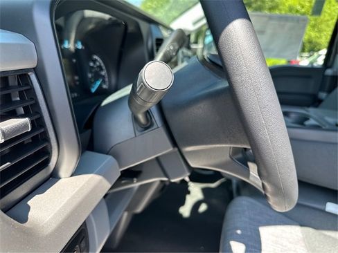New 2025 Ford F350 XLT w/ FX4 Off-Road Package image 33