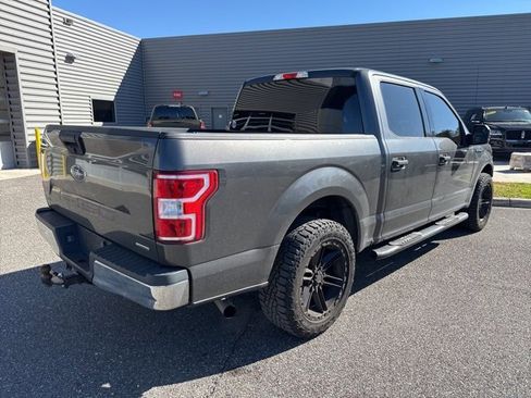 Used 2018 Ford F150 XLT image 3