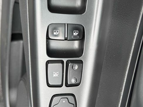 Used 2020 Hyundai Kona SEL Plus w/ Cargo Package FWD image 12