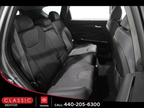 Used 2020 Hyundai Santa Fe SEL w/ Convenience Package image 17