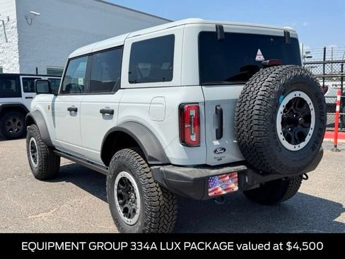 New 2026 Ford Bronco Badlands AWD/4WD image 3