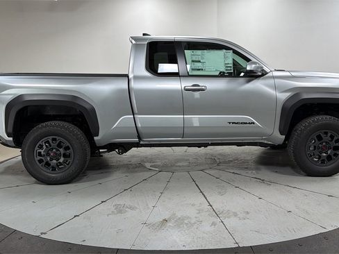 New 2026 Toyota Tacoma SR5 image 6