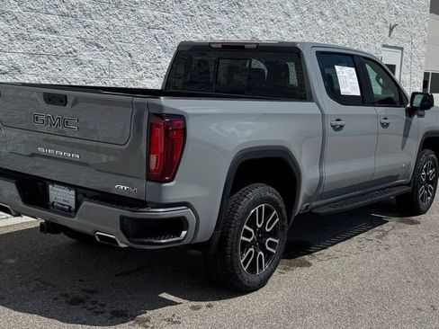 Used 2024 GMC Sierra 1500 AT4 w/ AT4 Premium Package AWD/4WD image 3