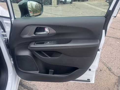 New 2026 Chrysler Voyager LX FWD image 16