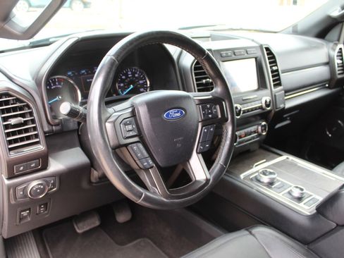 Used 2019 Ford Expedition Limited w/ Equipment Group 301A AWD/4WD image 33