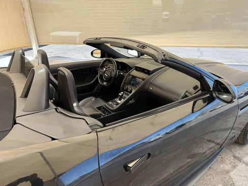 Used 2018 Jaguar F-TYPE 400 Sport RWD image 14