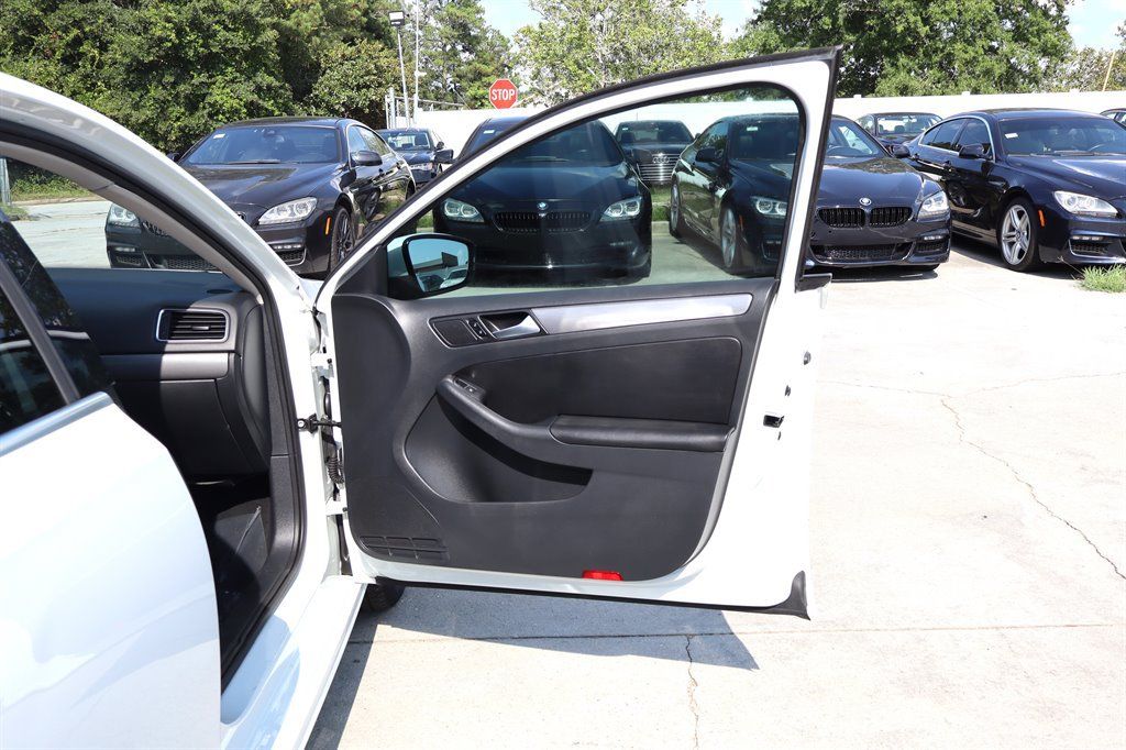 Used 2014 Volkswagen Jetta TDI FWD image 33