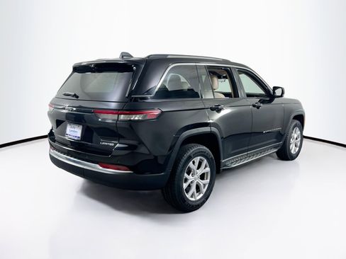 Used 2022 Jeep Grand Cherokee Limited w/ Luxury Tech Group II image 5