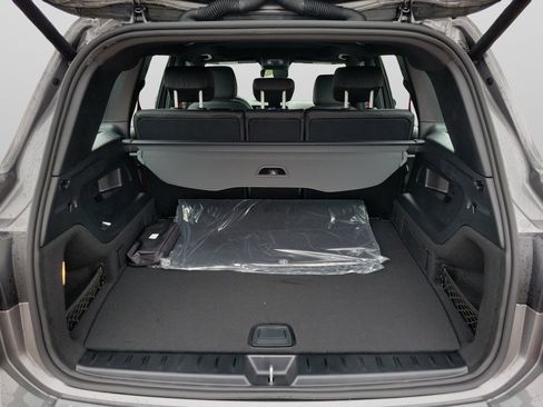 New 2026 Mercedes-Benz GLB 35 AMG 4MATIC image 28