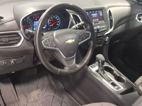 Used 2023 Chevrolet Equinox LT AWD/4WD image 12