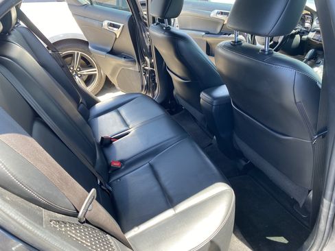 Used 2016 Lexus CT 200h w/ Navigation Package FWD image 21