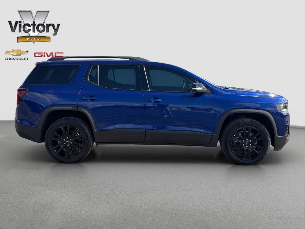 Used 2023 GMC Acadia SLE w/ Driver Convenience Package FWD image 7