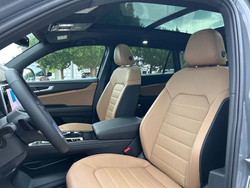 New 2026 Volkswagen Atlas Cross Sport SEL R-Line image 15