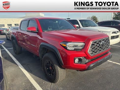 Used 2023 Toyota Tacoma TRD Off-Road image 1