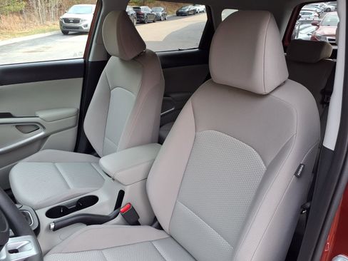 Used 2023 Kia Soul LX image 12