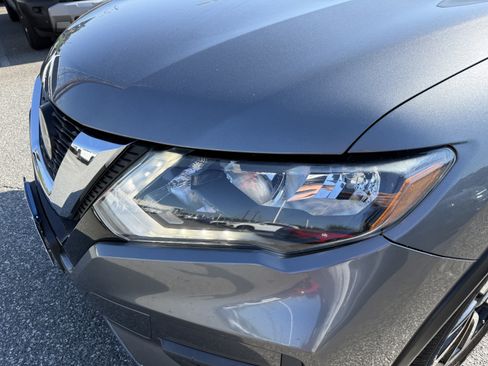 Used 2019 Nissan Rogue SL AWD/4WD image 6
