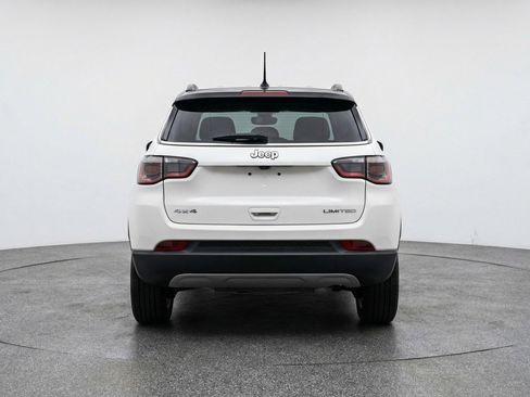 Used 2025 Jeep Compass Limited AWD/4WD image 7
