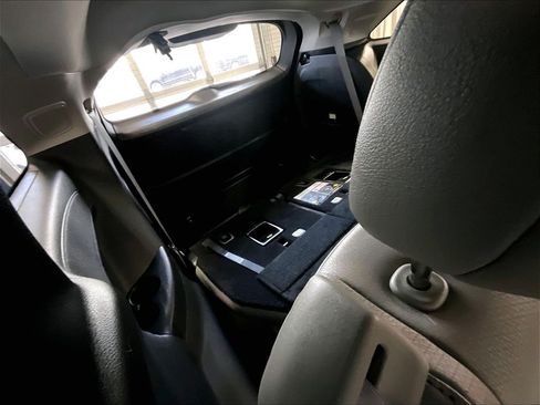 Used 2025 Toyota Sienna XLE w/ XLE Plus Package AWD/4WD image 17