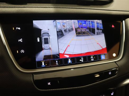 New 2026 Cadillac XT5 Premium Luxury w/ Driver Assist Package FWD image 10