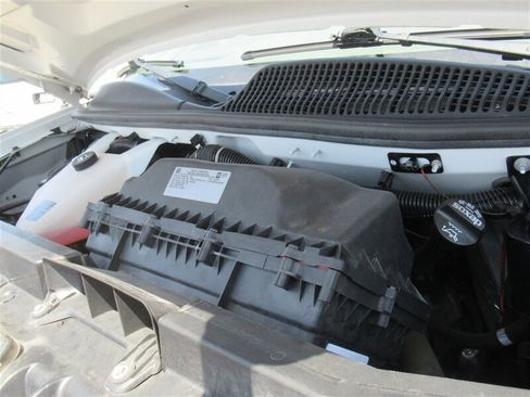 Used 2022 GMC Savana 2500 w/ Driver Convenience Package image 29