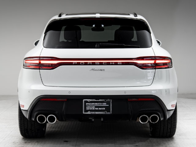 Certified 2026 Porsche Macan AWD/4WD image 35