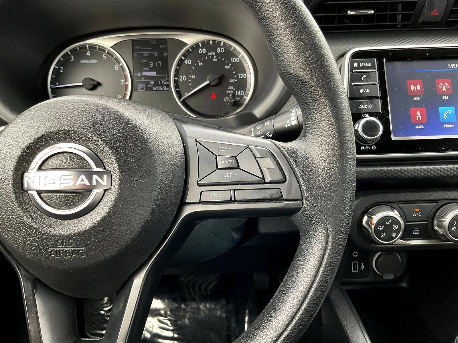 Used 2025 Nissan Kicks Play S FWD image 15