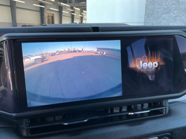 Used 2024 Jeep Wrangler Unlimited Sport AWD/4WD image 16