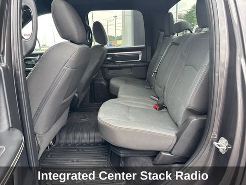 Used 2022 RAM 1500 Warlock AWD/4WD image 16